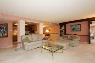 Photo #3: 6785171 Listing 