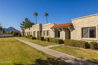 Photo #4: 6785248 Listing