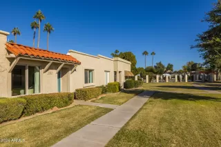 Photo #5: 6785248 Listing