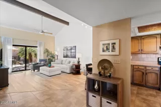 Photo #4: 6785459 Listing 