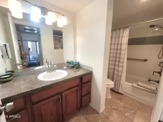 Photo #3: 6785468 Listing