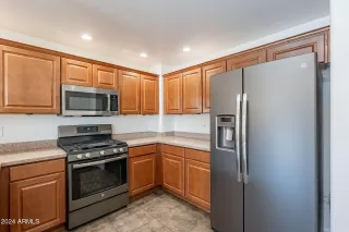 Photo #1: 6785630 Listing