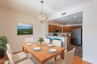 Photo #2: 6785630 Listing