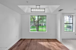 Photo #5: 6785697 Listing