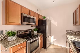 Photo #4: 6785818 Listing