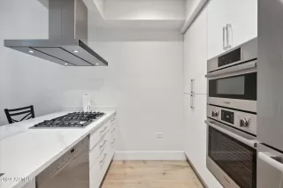 Photo #6: 6785870 Listing 