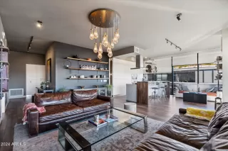 Photo #5: 6785877 Listing 