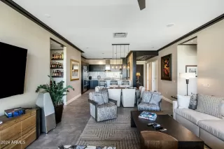 Photo #1: 6786018 Listing 