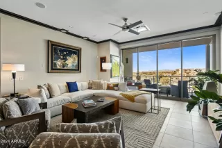 Photo #3: 6786018 Listing 