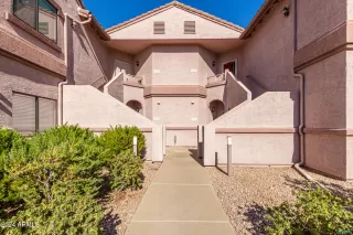 Photo #2: 6786112 Listing 