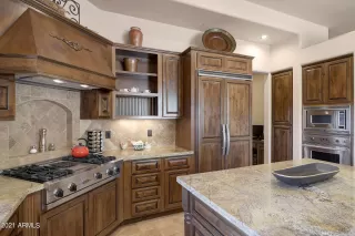 Photo #6: 6786238 Listing 