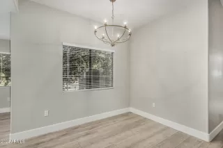 Photo #4: 6786576 Listing