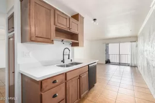 Photo #1: 6787159 Listing