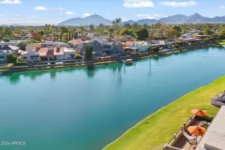 Photo #3: 6787186 Listing