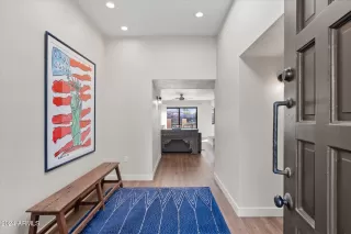 Photo #5: 6787186 Listing