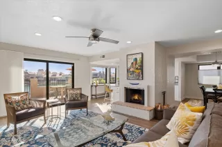 Photo #6: 6787186 Listing