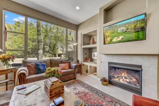 Photo #2: 6787503 Listing