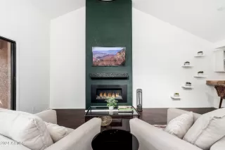 Photo #5: 6787519 Listing 