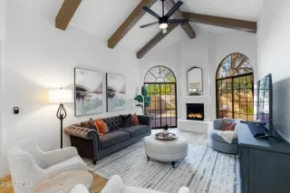 Photo #3: 6787791 Listing 