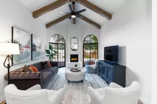 Photo #4: 6787791 Listing 
