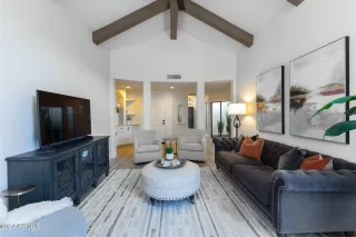 Photo #6: 6787791 Listing 