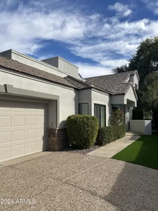 Photo #3: 6787815 Listing