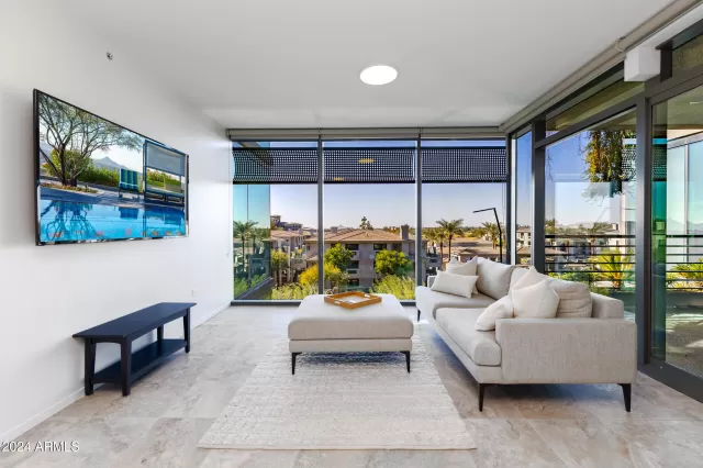 MLS: 6787821 Condo For Sale