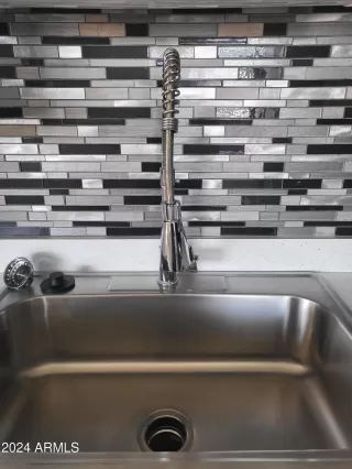 Photo #5: 6787888 Listing 