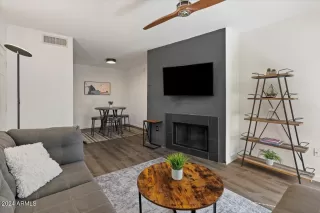 Photo #3: 6787934 Listing 