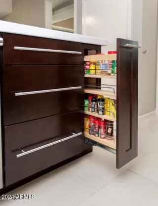 Photo #4: 6788205 Listing 