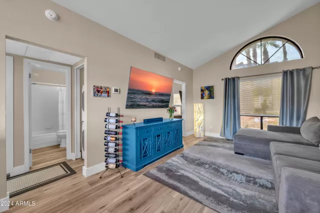 MLS: 6788268 Condo For Sale