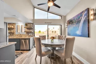 Photo #3: 6788268 Listing