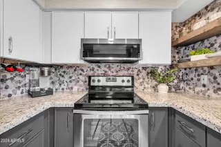 Photo #6: 6788268 Listing