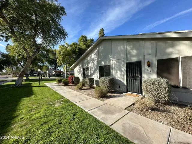 MLS: 6788631 Condo For Sale