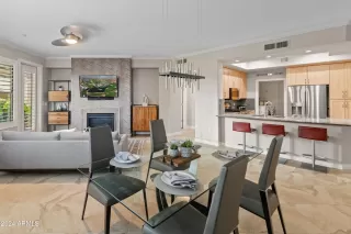 Photo #5: 6788930 Listing