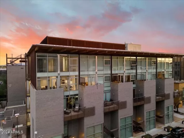 MLS: 6789058 Condo For Sale