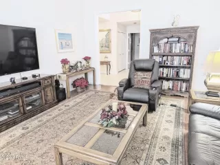 Photo #2: 6789373 Listing