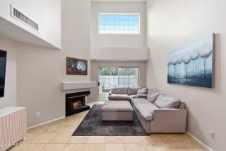 Photo #3: 6789392 Listing 