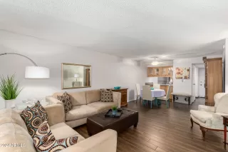 Photo #1: 6789819 Listing 