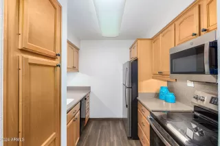 Photo #3: 6789819 Listing 