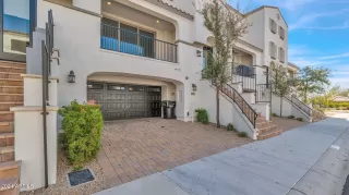 Photo #1: 6790139 Listing