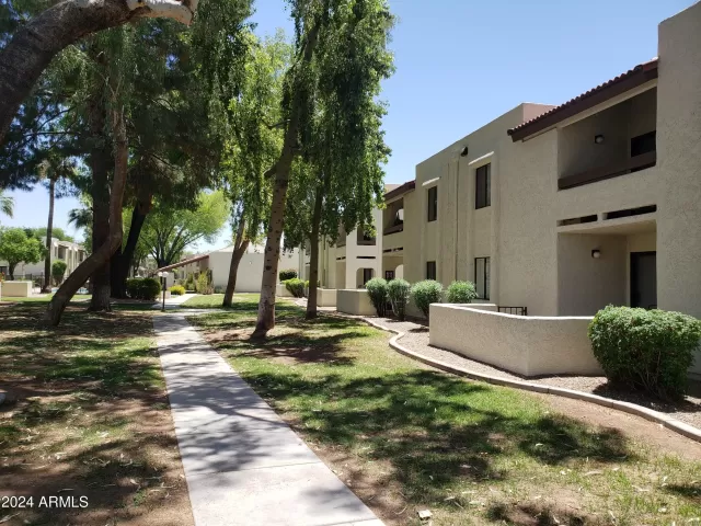MLS: 6790204 Condo For Sale