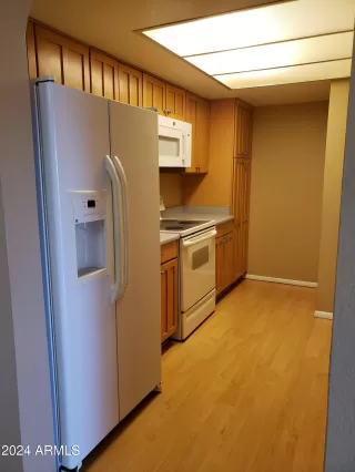Photo #5: 6790204 Listing