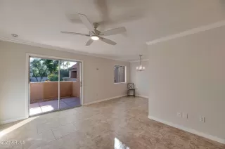 Photo #4: 6790334 Listing