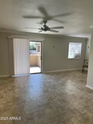 Photo #5: 6790334 Listing