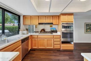 Photo #2: 6790443 Listing