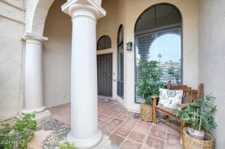 Photo #2: 6790479 Listing