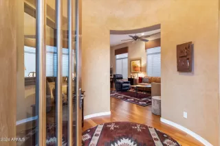 Photo #5: 6790839 Listing