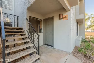 Photo #2: 6790908 Listing