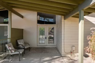 Photo #2: 6791131 Listing 